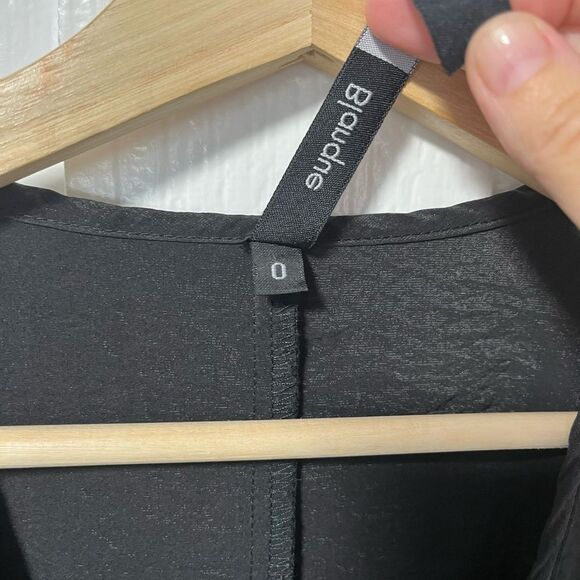 Blanque sleeveless  art to wear lightweight dress with zippered pockets - Picture 4 of 8